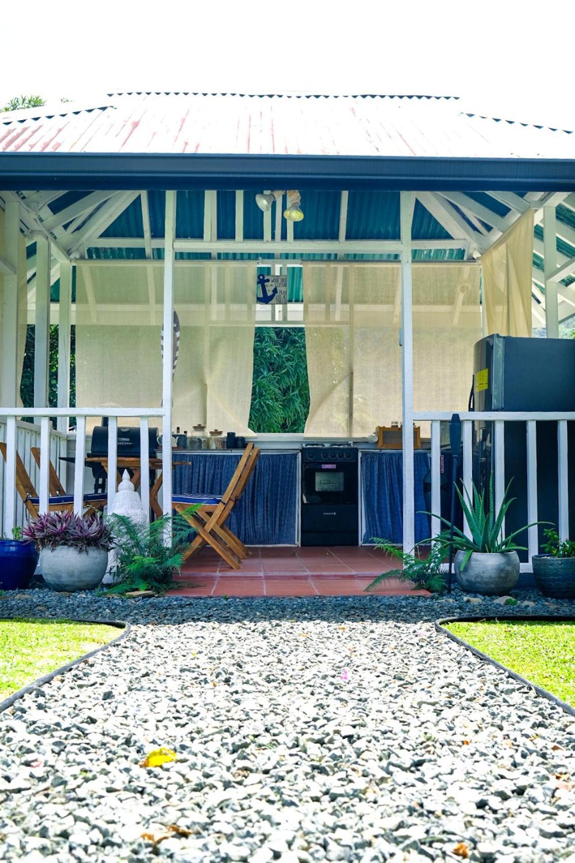 Silk Cotton Cottages Parrot Hall Buitenkant foto